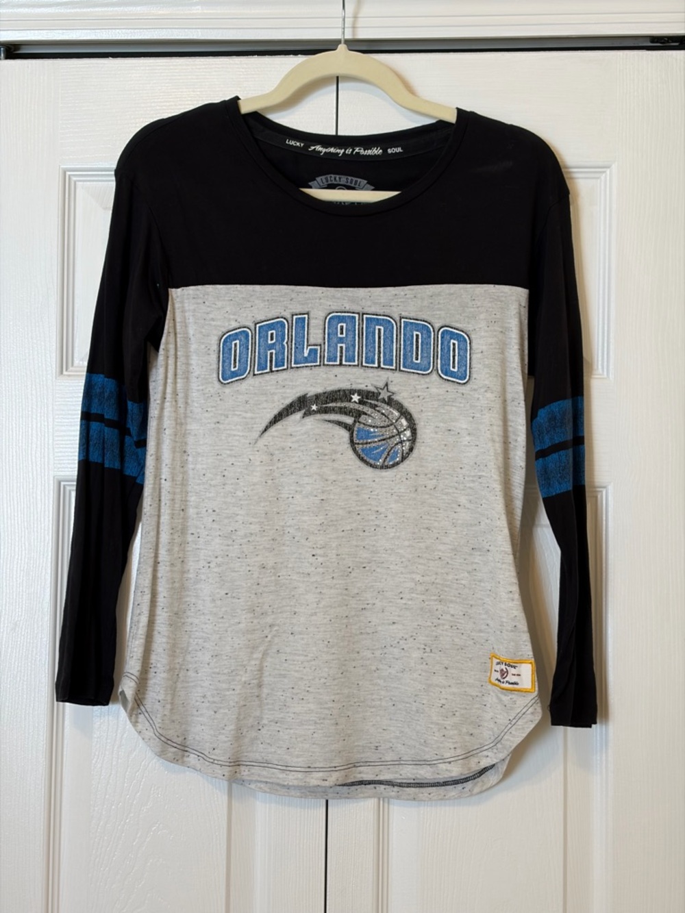 Orlando Magic Graphic Long Sleeve Tee - Black & Heather Gray with Blue Accents